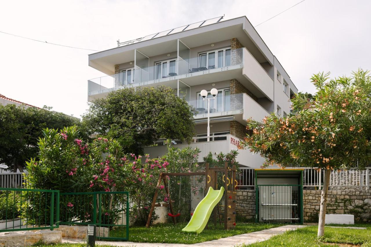 Pharia Hotel And Apartments - By The Beach Hvar Town Exterior photo