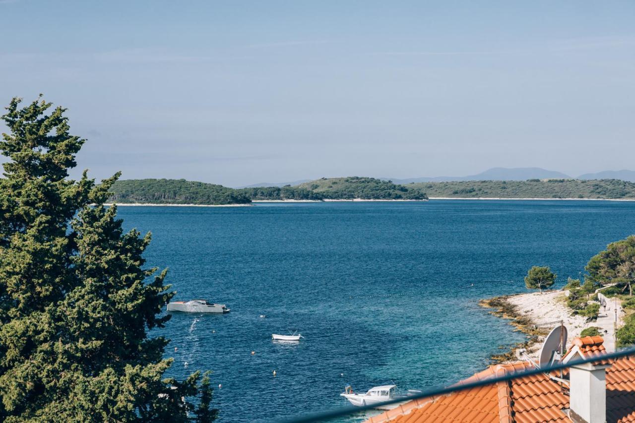 Pharia Hotel And Apartments - By The Beach Hvar Town Exterior photo